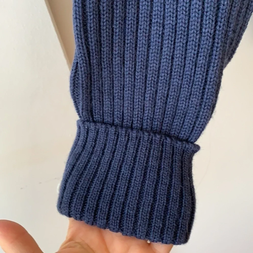 Citadel Vintage Ribbed Virgin Wool V Neck Sweater M
